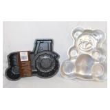 New non-stick tractor cake pan - 1982 Wilton Teddy