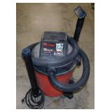 Craftsman 12 gallon wet / dry shop vac with