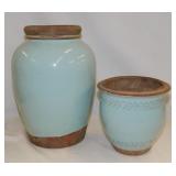 4 ceramic planters, tallest is 10'