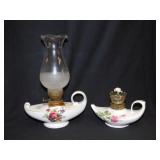 2 vintage porcelain Genie finger oil lamps, 5'