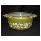 1972 Pyrex Spring Blossom Crazy Daisy 2.5 qt.