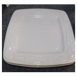 Longaberger Pottery: 2 ivory square dinner