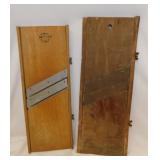 Kitchen Kate cabbage cutter - Primitive level,