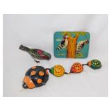 Vintage tin litho toys: Wind-up ladybug family -