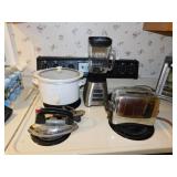 Hamilton Beach 4 qt. slow cooker w/ glass lid -