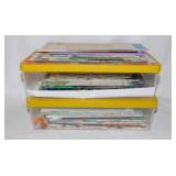 Travel brochures & maps - Uranium swirl glass