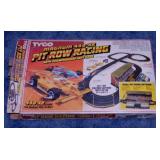 1981 Tyco Pit Row Racing Set w/ Indy slot cars,