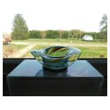 Heavy swirl glass Cowboy hat w/ bubbles, 4.75"