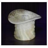 Boyd Banana Cream Vaseline slag glass Daisy &