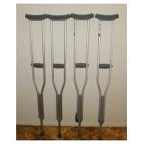 2 pair aluminum adjustable crutches,