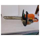 Stihl MS250 chain saw in case, 18" bar, has