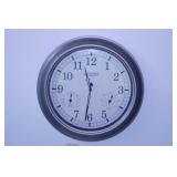 La Crosse wall clock thermometer hygrometer, 18"