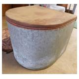 Vintage wood sewing box w/ back door spool holder,