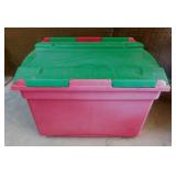 Flip top storage tote