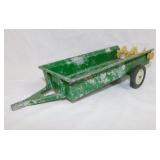 Ertl farm toy manure spreader, 10" long