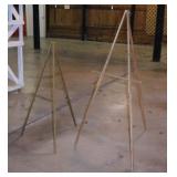 2 picture easels - Needlepoint 23" hoop - Camera