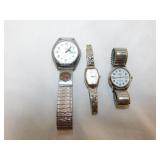 3 wrist watches: Lorus - Relic - Carriage