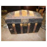 Antique Victorian style steamer trunk w/ antique