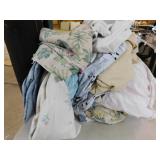 Fitted and flat sheets
