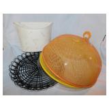 3 metal baskets - Metal holiday card wall holder
