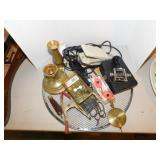Household items on metal mesh tray: Numerical