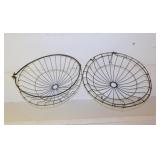 2 metal wire hanging baskets - Wooden Happy sign