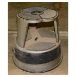 Rolling step stool