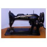 Vintage Singer sewing machine w/ table & stool,