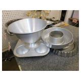 Vintage Leonard stainless steel sauce / gravy