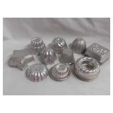 30 vintage aluminum gelatin molds - Teaspoon &
