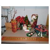 Christmas dï¿½cor & holiday decorations: Poinsettia