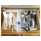 Kitchen utensils: Mixing spoons - Spatulas -