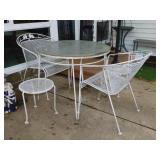 Vintage 5 pc. expanded mesh metal patio table w/