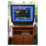 Vintage JVC 32" TV television w/ remove & manual
