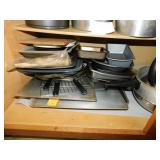 Aluminum & stainless cookware & bakeware