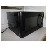 Hamilton Beach 1000 watt digital microwave oven
