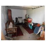 Contents of garage unit: Metal detector - Tools -