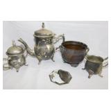 Vintage Studio Silversmiths silverplate teapot w/