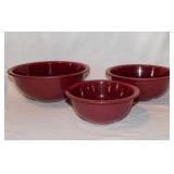 Set of 3 Pyrex glass nesting mixing bowls,