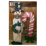 Christmas yard art: Lighted primitive snowman -
