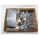 Stainless steel silverware & grater: Oneida - Mar