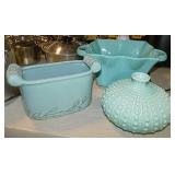 Turquoise stoneware home dï¿½cor