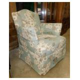 Upholstered accent chair, 16" wide seat