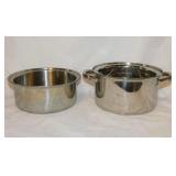 Stainless 4 qt. pan w/ strainer insert