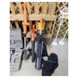 Black & Decker outdoor yard equipment: Weedeater
