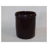 Antique stoneware crock, 7" tall