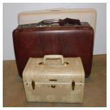 Vintage luggage: 2 Samsonite suitcases & vanity -