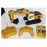 Huina 1331 RC construction toy excavator with