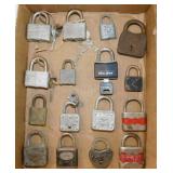 16 vintage padlocks w/ some keys: Slaymaker -
