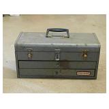 Craftsman metal tool box, 20' wide